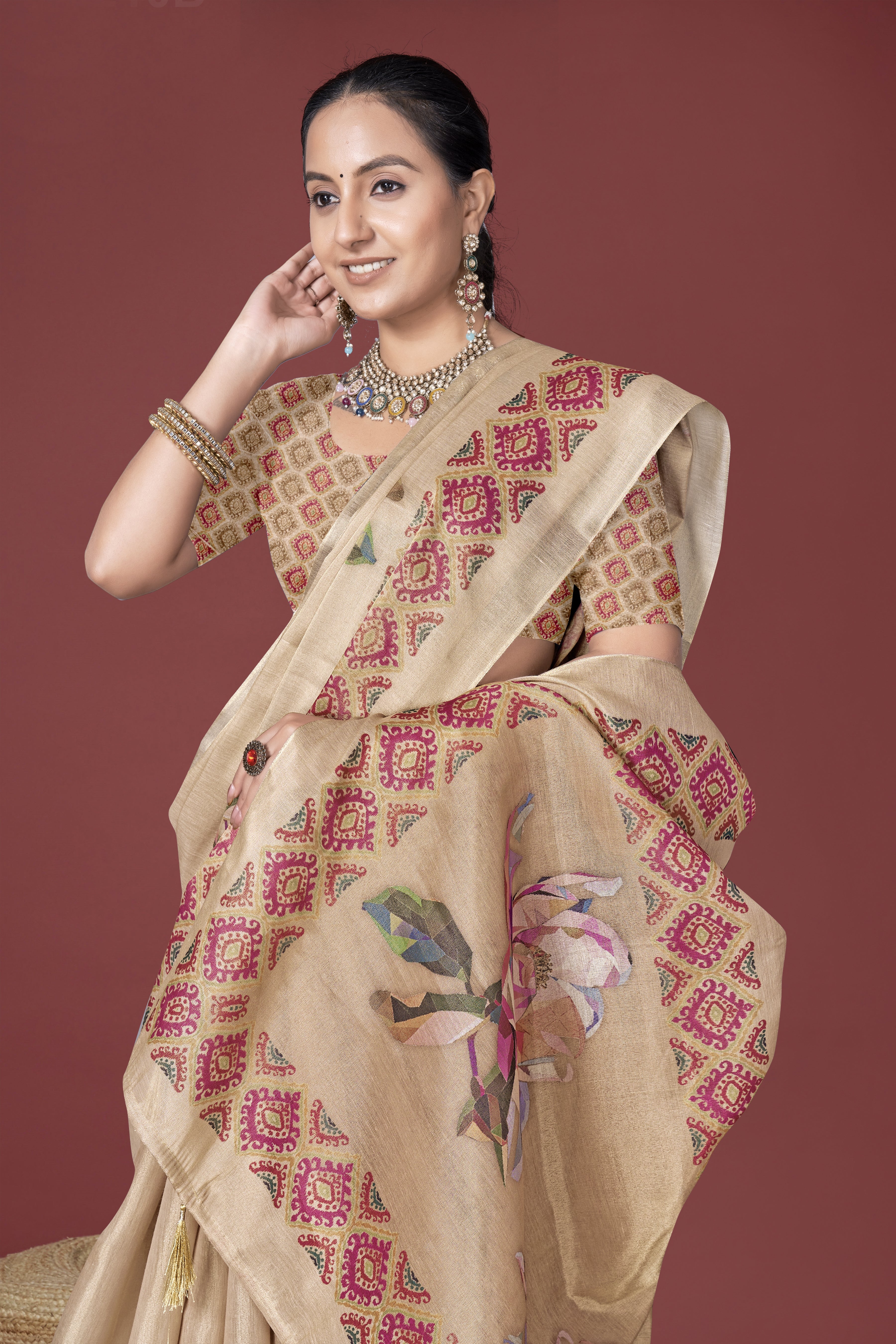 Beige Digital Floral style Digital Saree